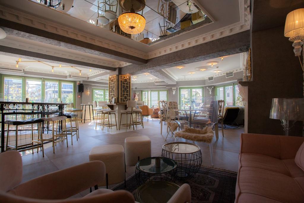 Ermionio Hotel コザニ エクステリア 写真